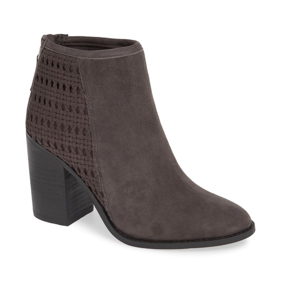 Steve Madden Shoes - Steve Madden gray suede chunky heel ankle booties